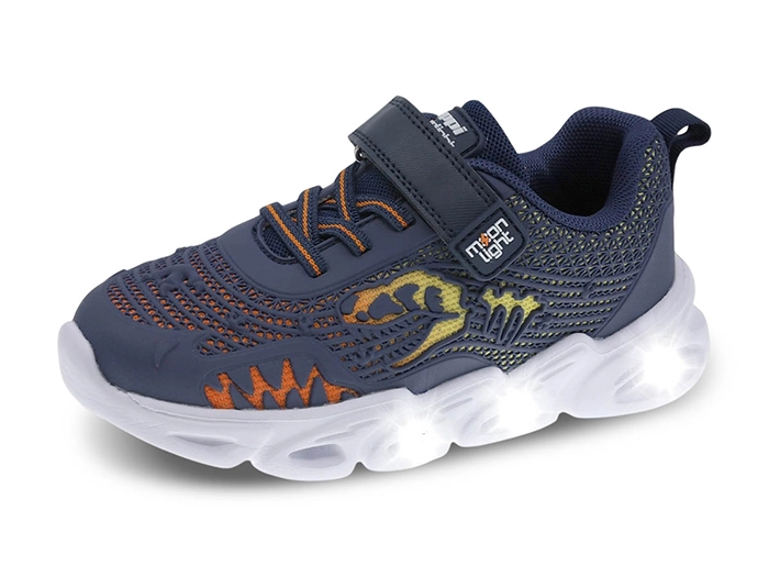 Juvenile moonlight Juvenile moonlight